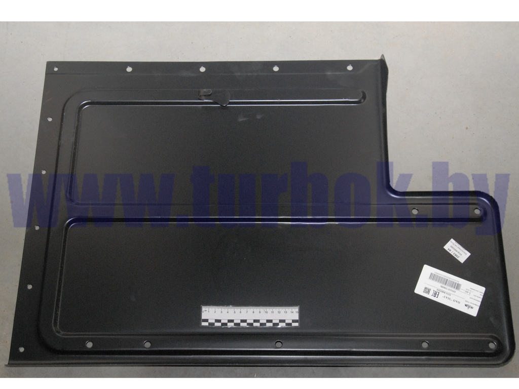 Брызговик на большую кабину металлический правый