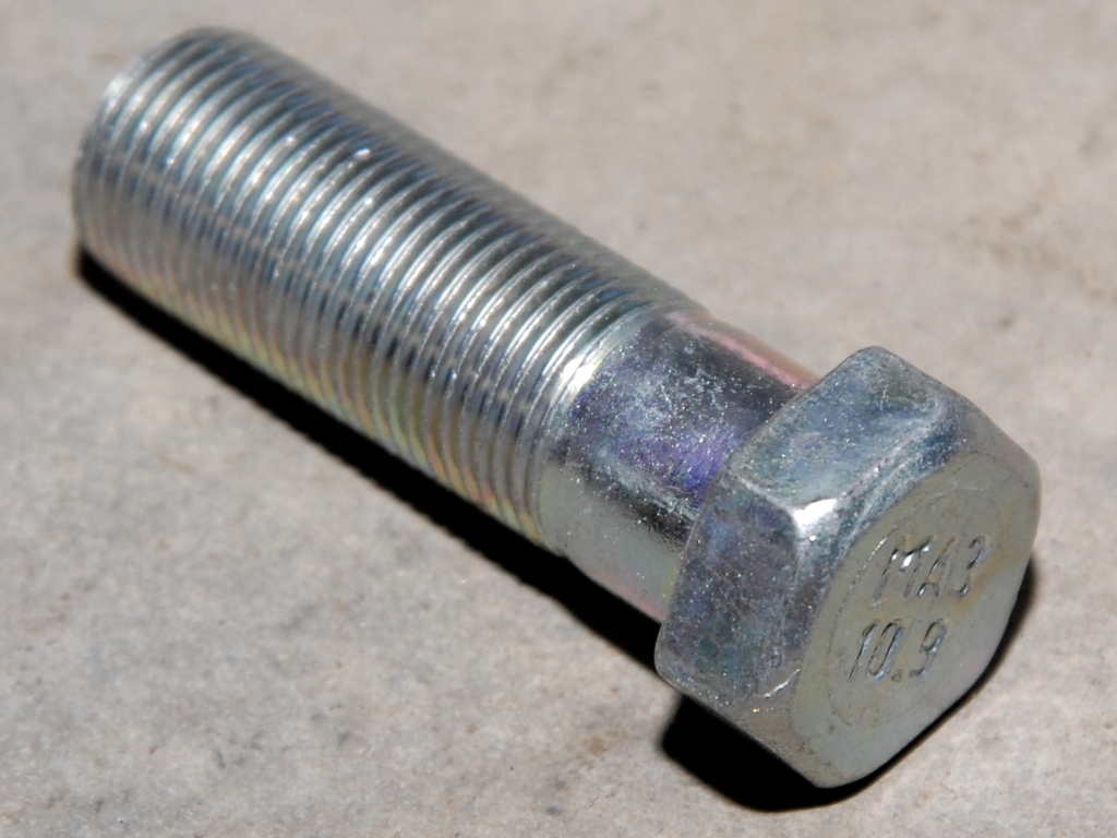 Болт М18*1.5-6h*55