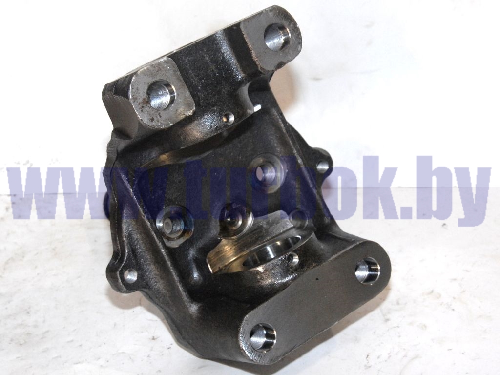 Кулак поворотный под подшипник под АБС правый