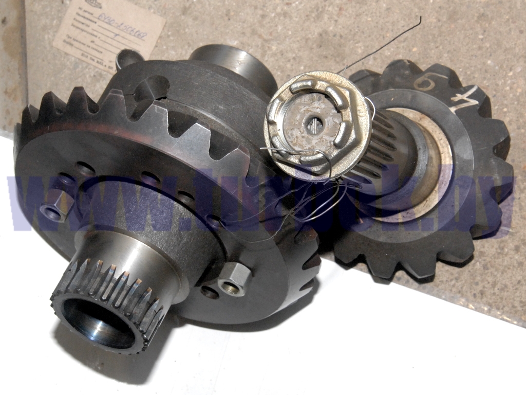 Шестерня ведущая и ведомая (z=24/15) нового образца в сборе