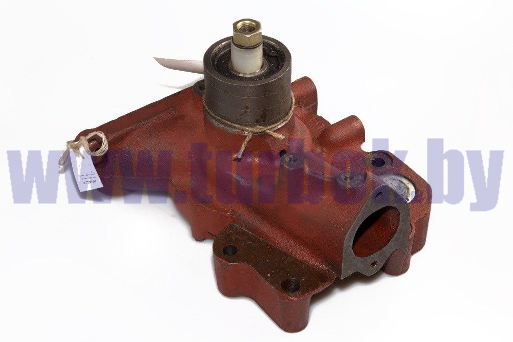 Насос водяной (помпа) без датчика и шкива с сальником Д-260