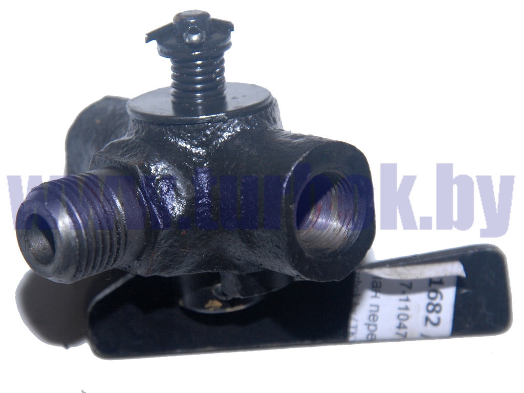 Клапан перепускной топливного бака