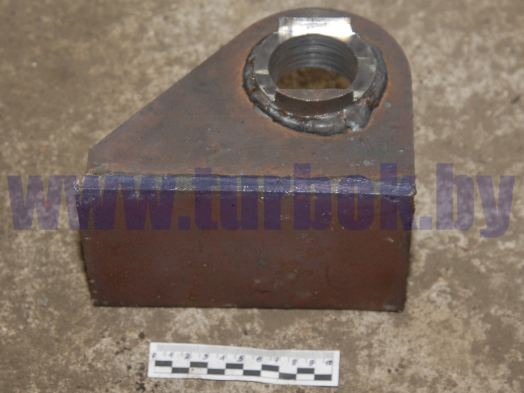 Кронштейн крепления дышла приварной на МАЗ-8571 правый