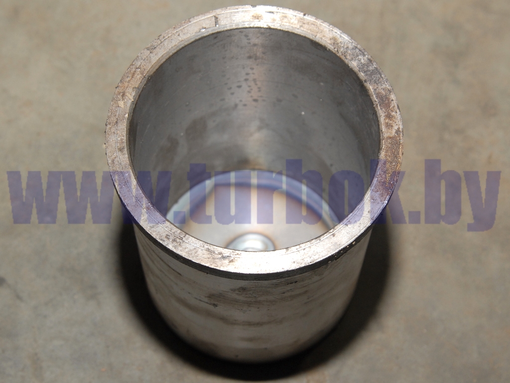 Втулка оси кронштейна платформы с дном под маслёнку