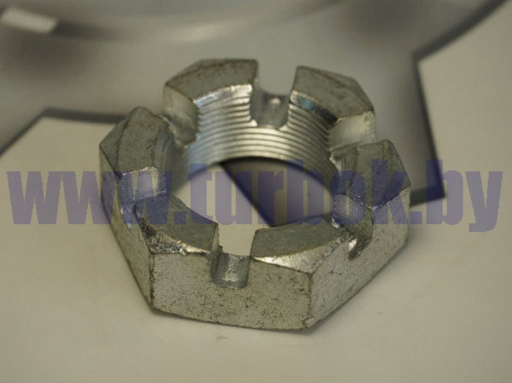 Гайка М24х1.5 пальца тяги рулевой корончатая