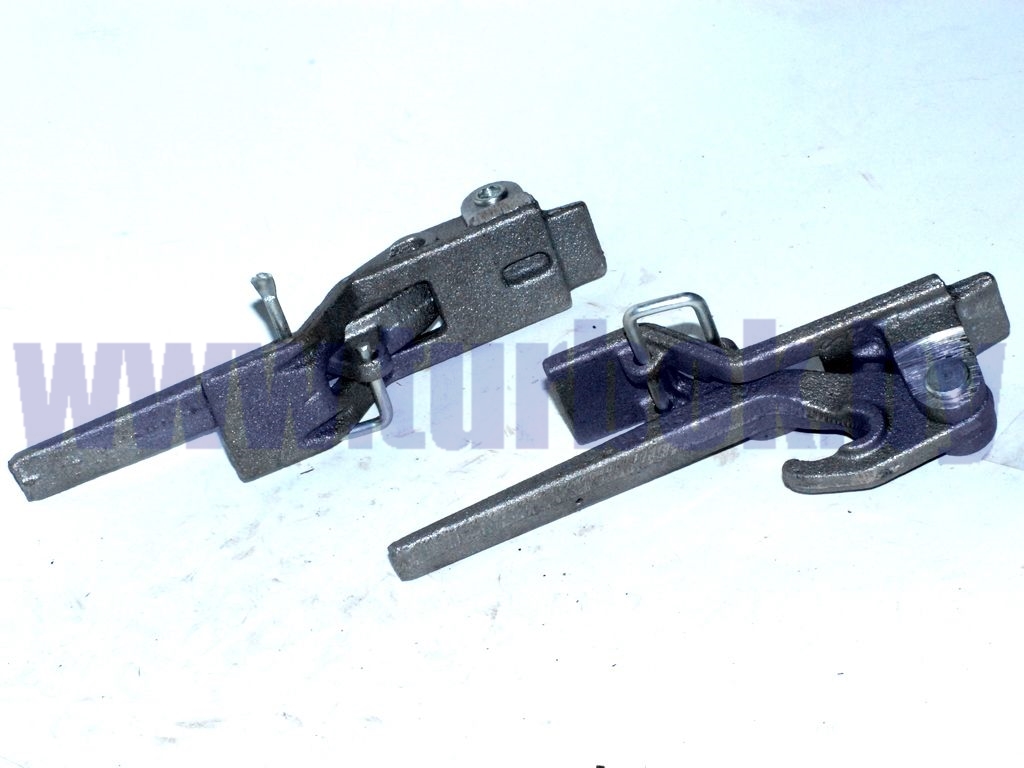 Рычаг углового запора бортов платформы правый