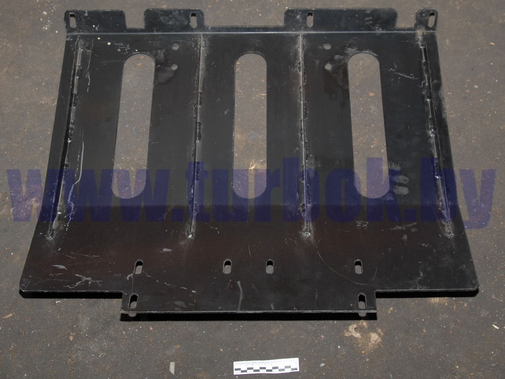 Днище кожуха радиатора КАМАЗ-6520