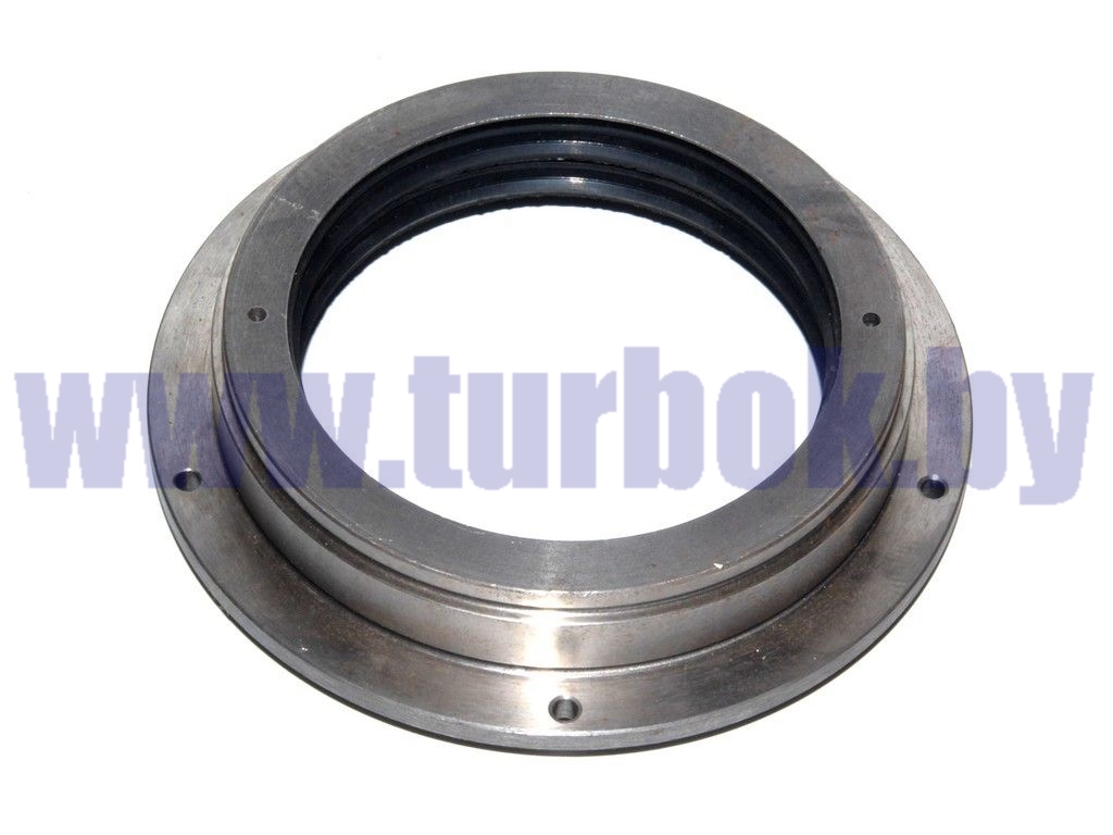 Стакан ступицы задней с манжетами в сборе