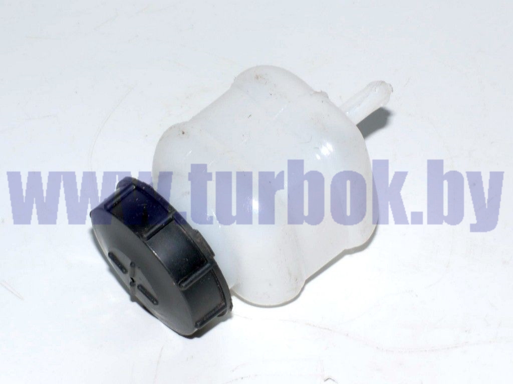 Бачок главного цилиндра сцепления в сборе