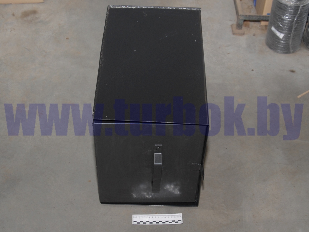 Ящик КАМАЗ инструментальный 310*380*540