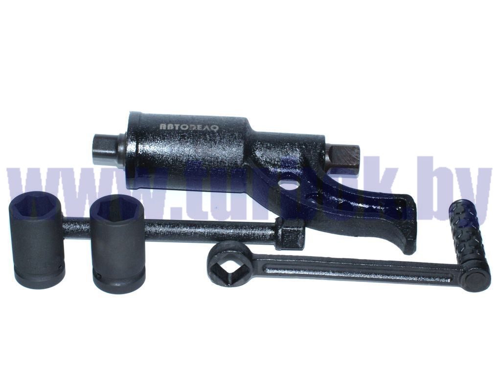 Гайковёрт механический (головка S=30/32) с УКМ в пластмассовом футляре