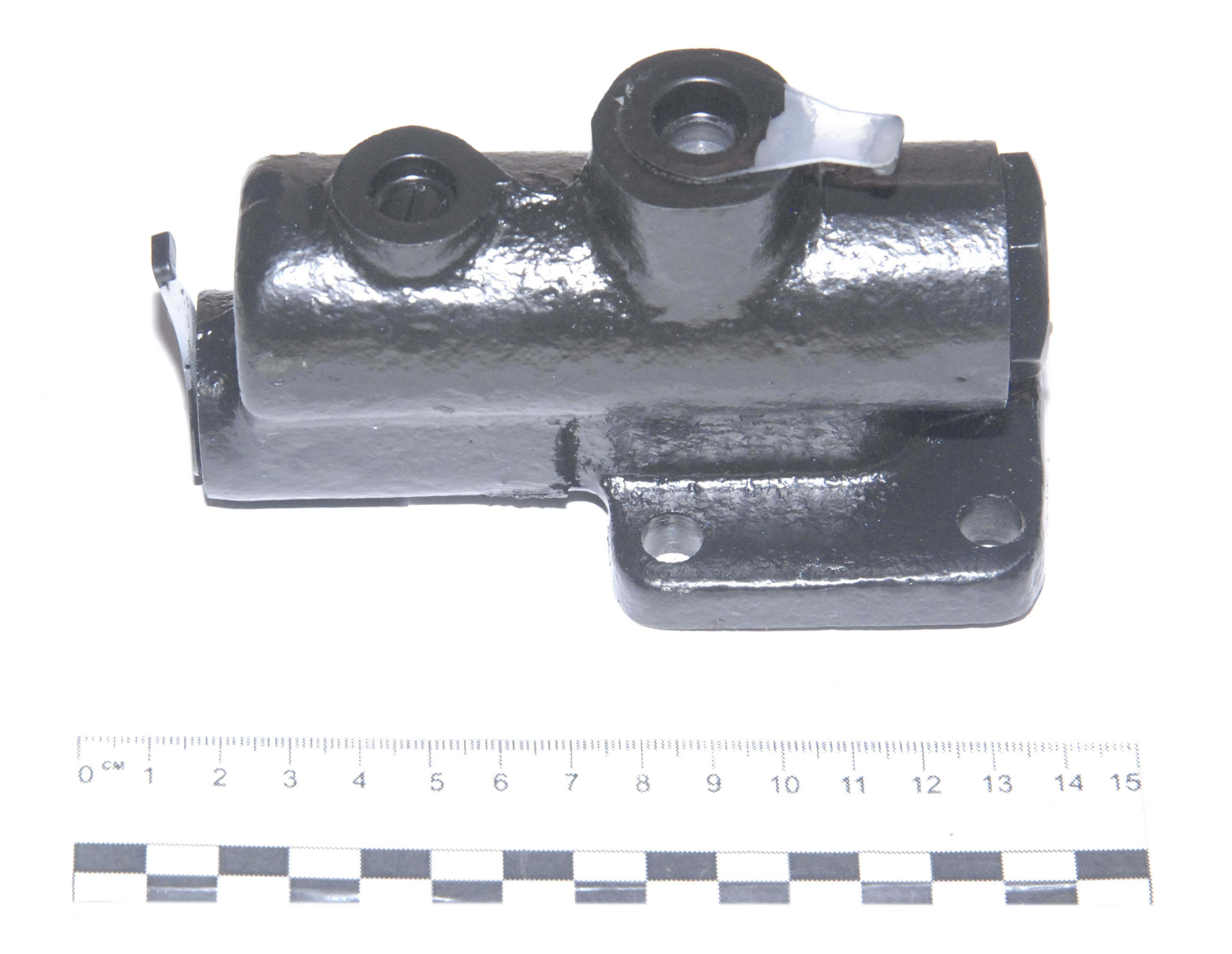 Клапан расхода и давления