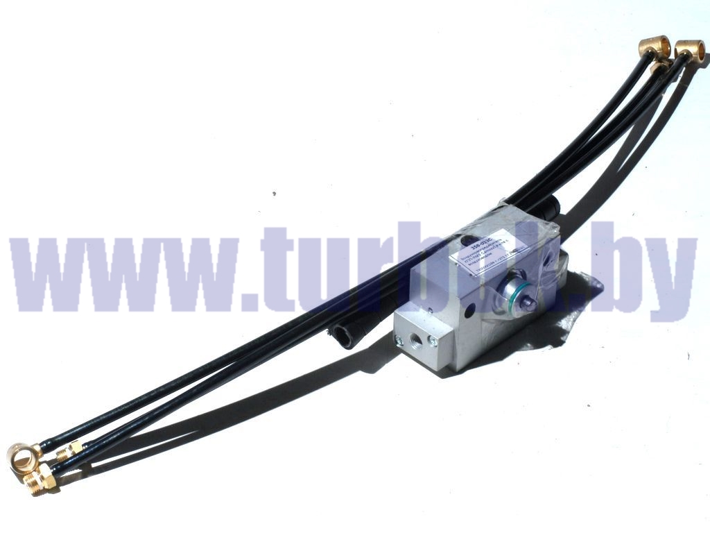 Воздухораспределитель КПП-ЯМЗ Camozzi в к-те с воздуховодом и шайбами 6 шт.