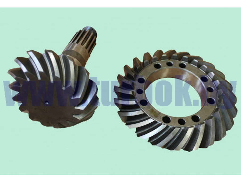 Шестерня ведущая и ведомая (z=24/15) нового образца в сборе, шлиц 65 с фланцем на 8 отв