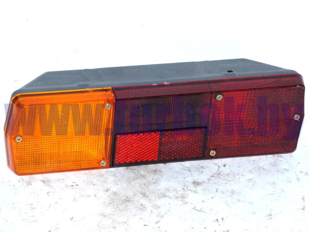 Фонарь задний трёхсекционный правый