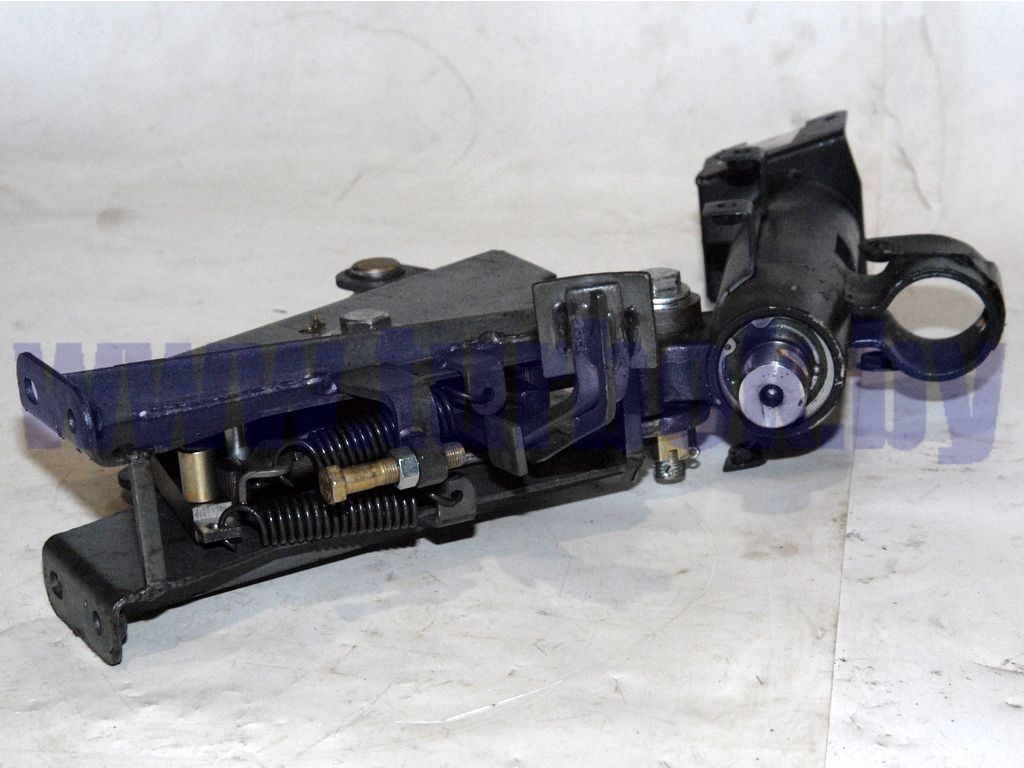 Кронштейн с колонкой