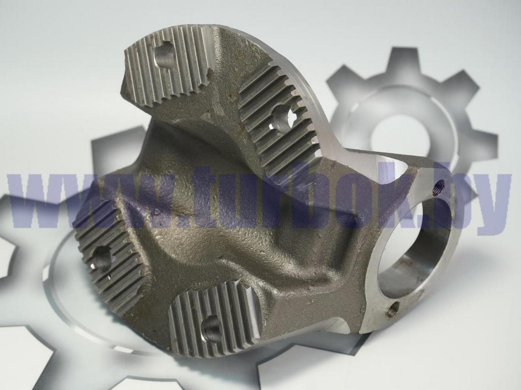 Фланец-вилка вала карданного 4 отв., под крестовину 7522, негладкий