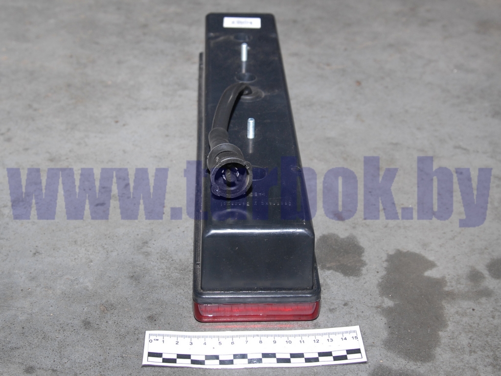 Фонарь задний шестисекционный без повторителя габарита узкий с разъёмом вилка СЦАЗ 12В