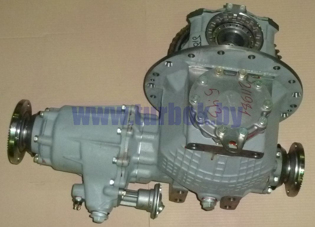 Редуктор моста среднего